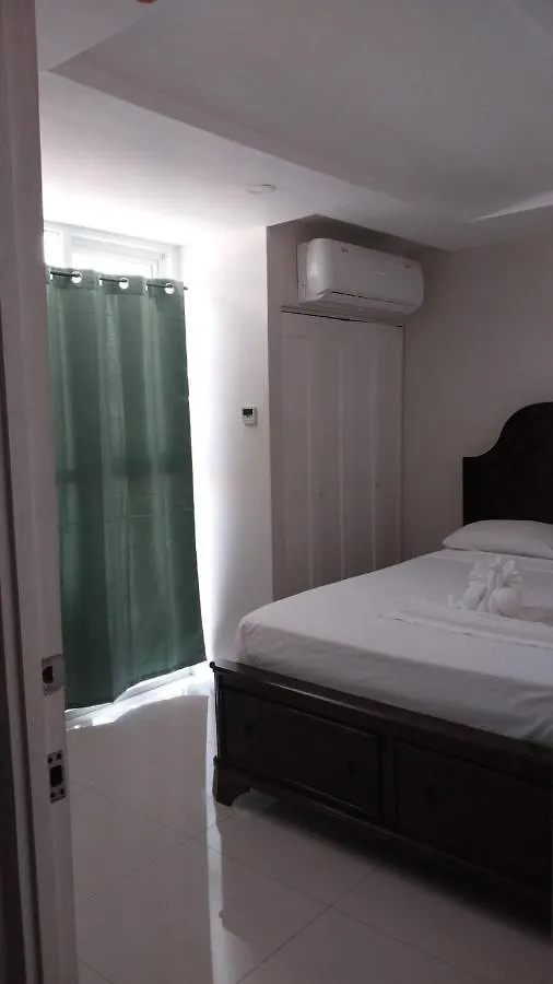 Impeccable 2-Br Apartment-Ornella Villa At Bayfront Villa Portmore Apartmán