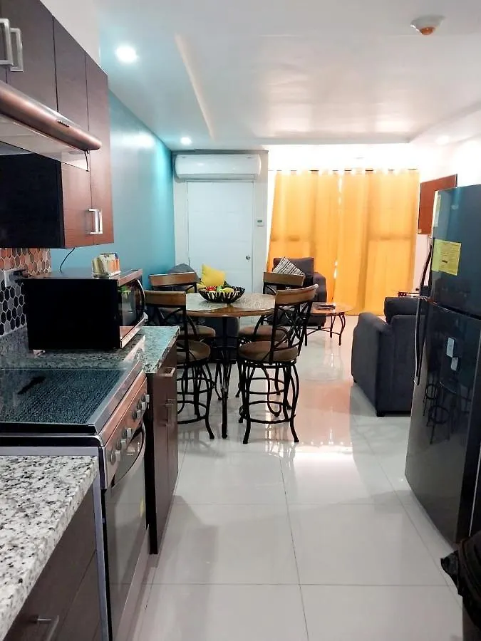 Impeccable 2-Br Apartment-Ornella Villa At Bayfront Villa Portmore 0*,